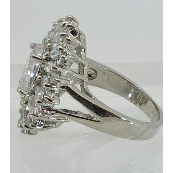 Vintage Ring Size 8 Silver Tone White Gold GP CZ Diamond Cocktail - Picture 3 of 10